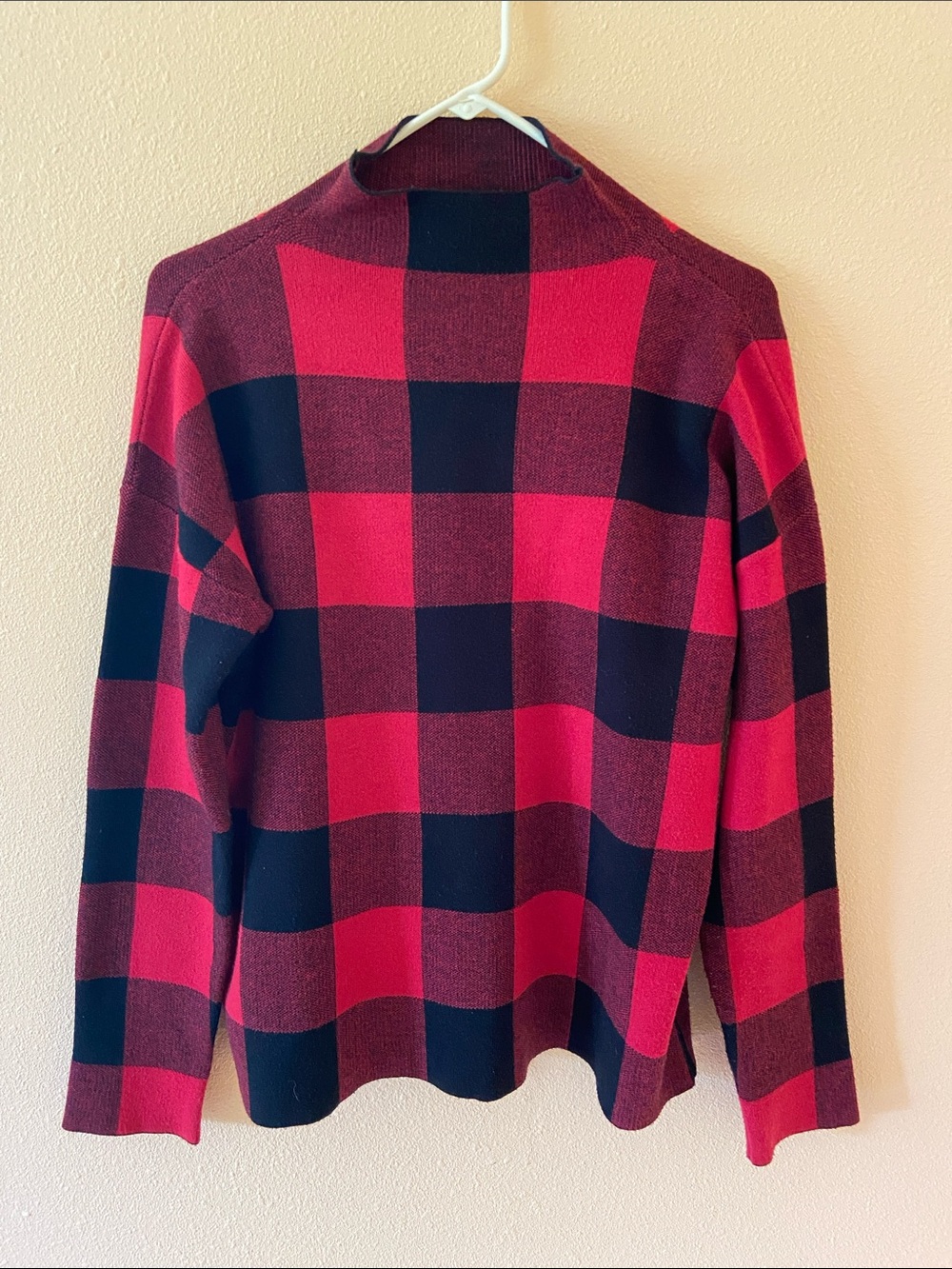 Tommy Bahama Buffalo Plaid Mock Neck Pullover Sweater Red Black, Size Large